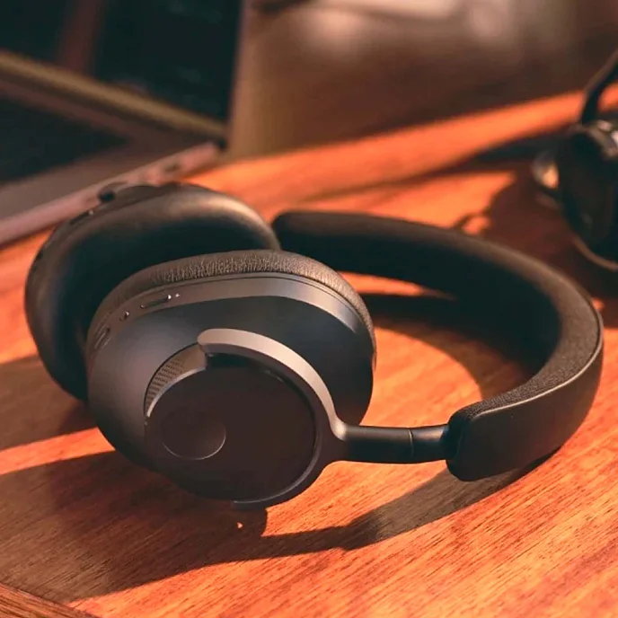 Наушники полноразмерные Cambridge Audio Melomania P100 Black - рис.6