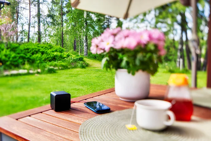 Портативная колонка Nu Force Cube Black - рис.7