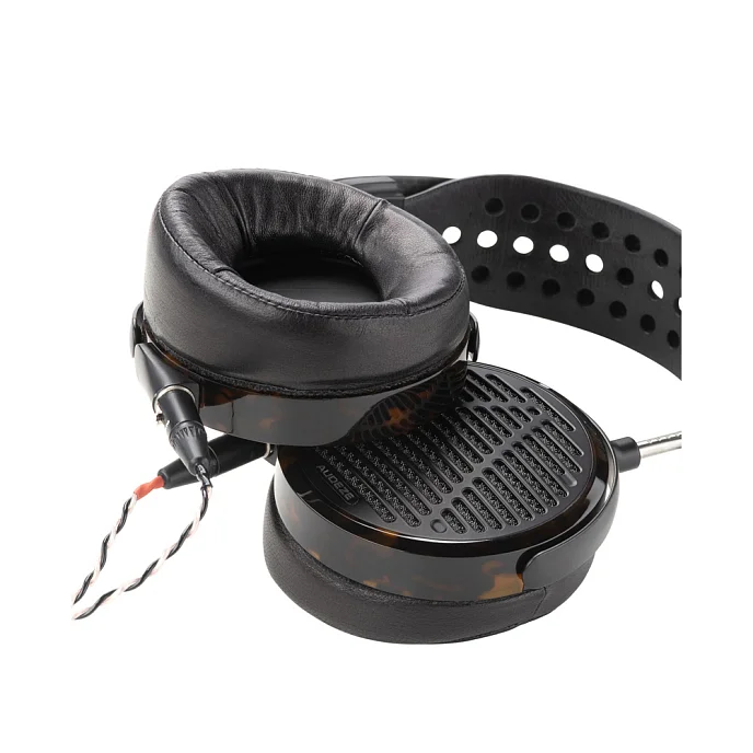 High End наушники Audeze LCD-5 XLR Cable - рис.5