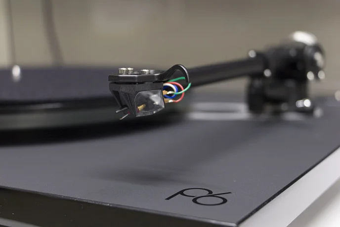 Проигрыватель винила Rega Planar 6 Black - рис.9