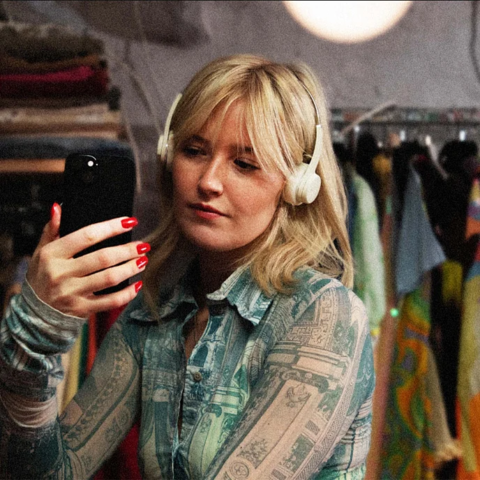 Беспроводные наушники Defunc Mondo Freestyle Greige - рис.9