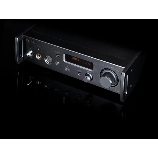 Усилитель для наушников с ЦАП TEAC UD-507 Black