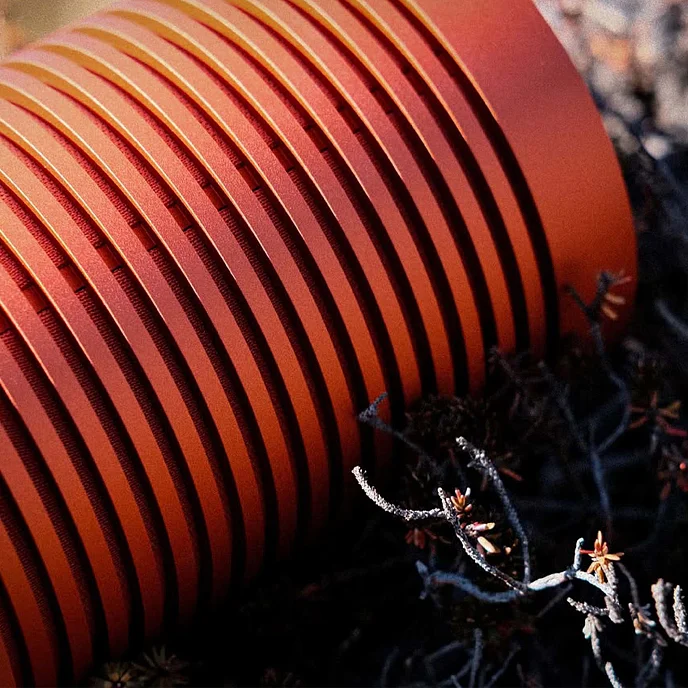 Портативная колонка Bang & Olufsen Beosound Explore Bonfire Orange - рис.11