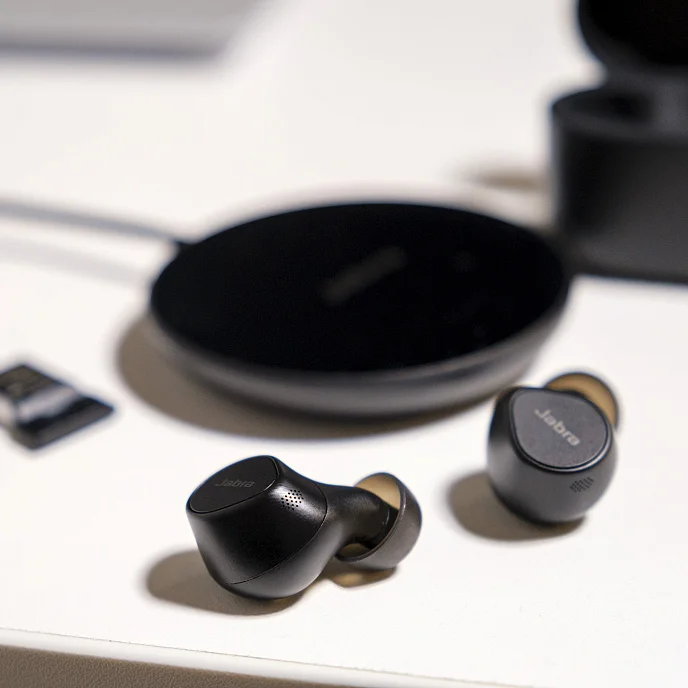 Беспроводные наушники Jabra Evolve2 Buds USB-A MS Wireless Charging Pad Black - рис.6