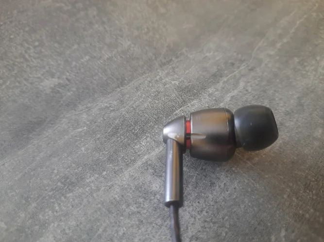 Вставные наушники 1MORE Quad Driver In-Ear E1010 Grey купить в