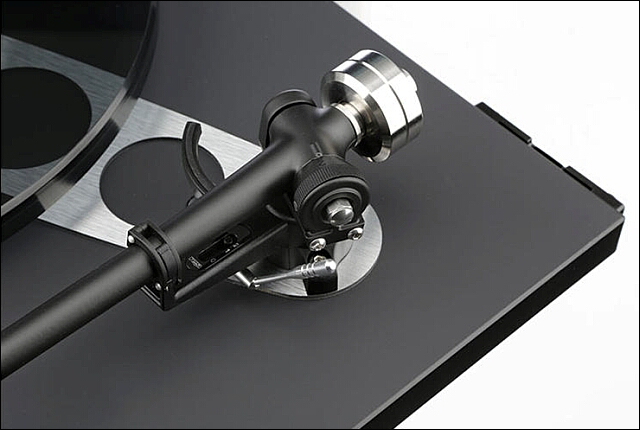 Проигрыватель винила Rega Planar 6 Exact Black - рис.1