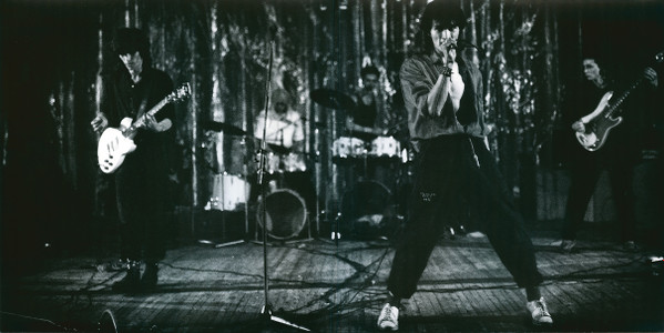 Виниловая пластинка Кино - Любовь - это не шутка LP - рис.2