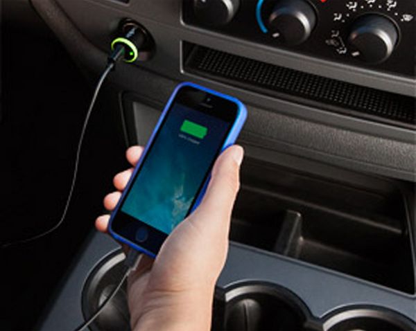 Автомобильное зарядное устройство Belkin Universal Car Charger 2.4A Lightning Black - рис.2