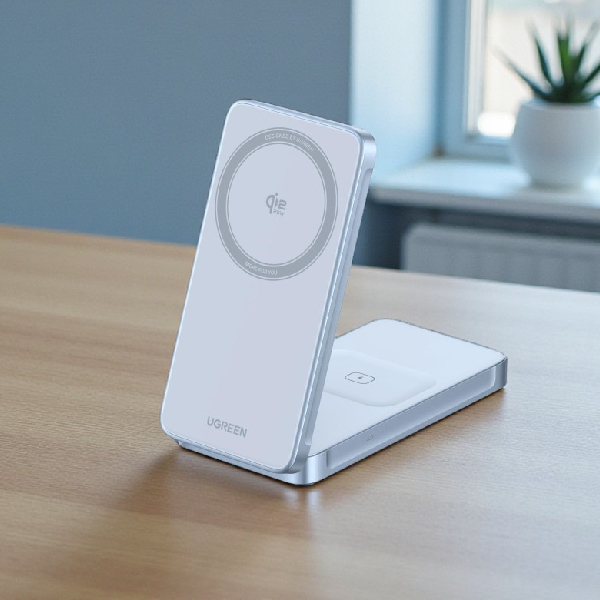 Беспроводная зарядная панель Ugreen W756 MagFlow 25W Magnetic Qi2.2 Wireless 2-in-1 Charger Silver - рис.7
