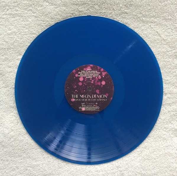Виниловая пластинка Cliff Martinez – The Neon Demon - Blue, Purple Splatter - 2LP - рис.2