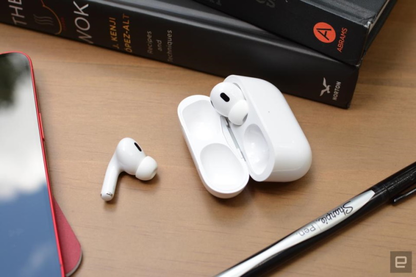 Наушники apple airpods pro 2nd gen. Аирподс 2 поколения. AIRPODS Pro 2022. AIRPODS Pro 2. AIRPODS Pro 2 2022.