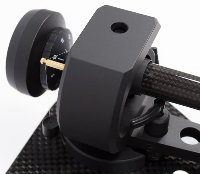 Проигрыватель винила Pro-Ject RPM 5 Carbon Piano Black - рис.1