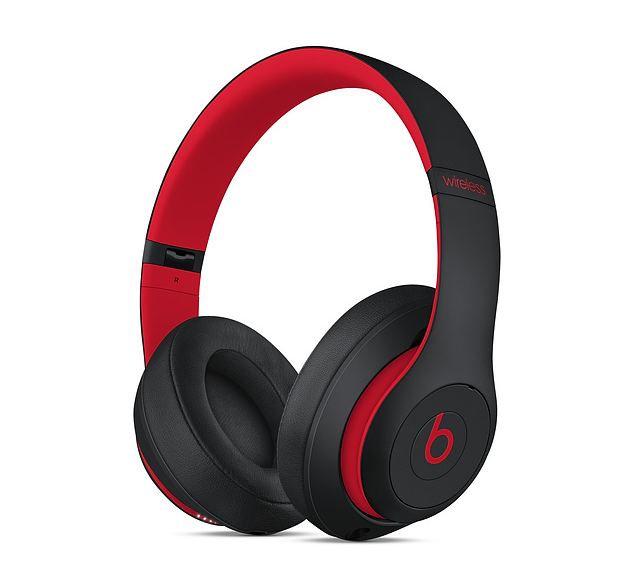 Беспроводные наушники Beats Studio 3 Wireless Decade Collection Defiant Black-Red - рис.0