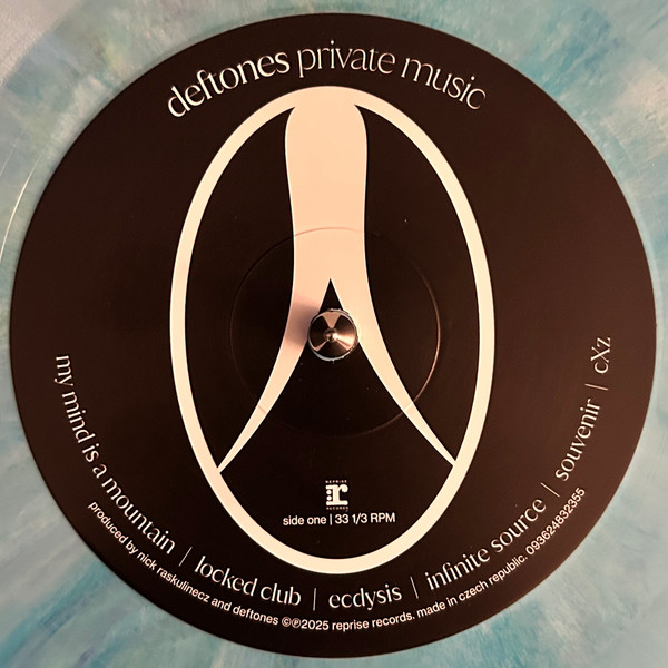 Виниловая пластинка Deftones – Private Music (Seaside Blue) LP - рис.4