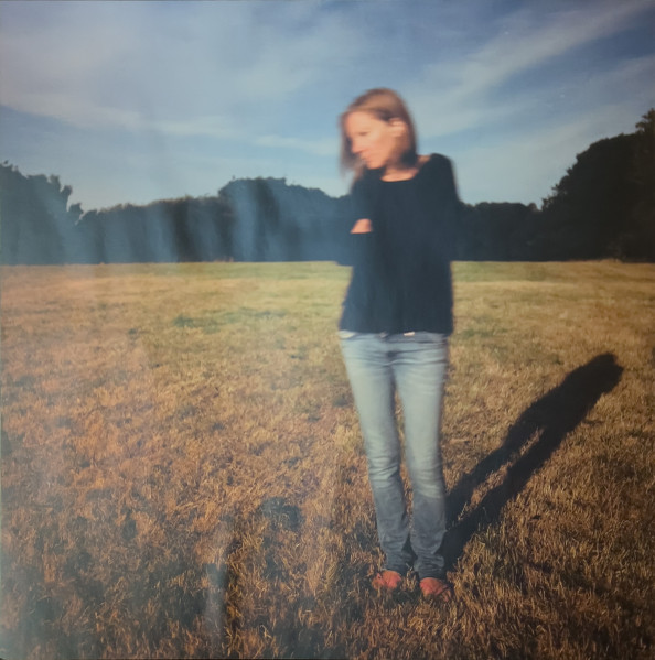 Виниловая пластинка Beth Gibbons – Lives Outgrown (Deluxe Edition) LP - рис.2