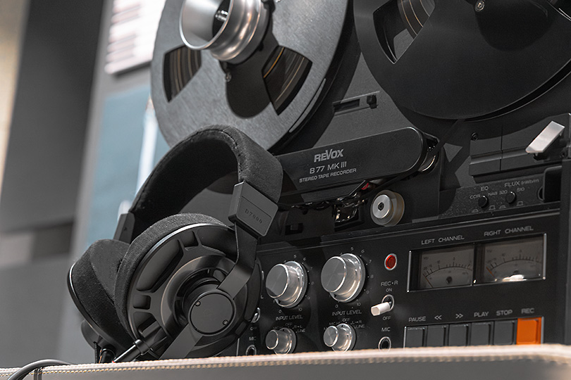 Планарный шедевр из Японии: обзор High End наушников Final Audio D7000