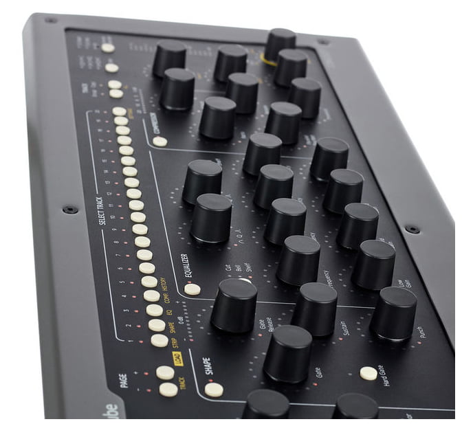 Контроллер Softube Console 1 MK2 black - рис.12