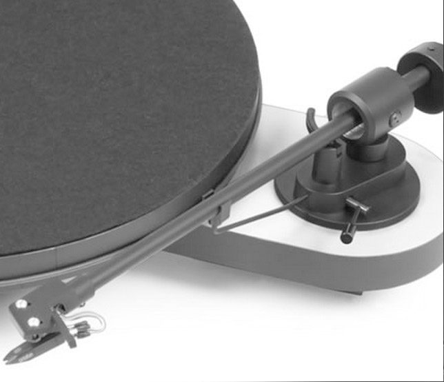 Проигрыватель винила Pro-Ject Elemental OM5e White Black - рис.2
