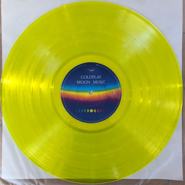 Виниловая пластинка Coldplay – Moon Music (Yellow Translucent) LP - рис.2