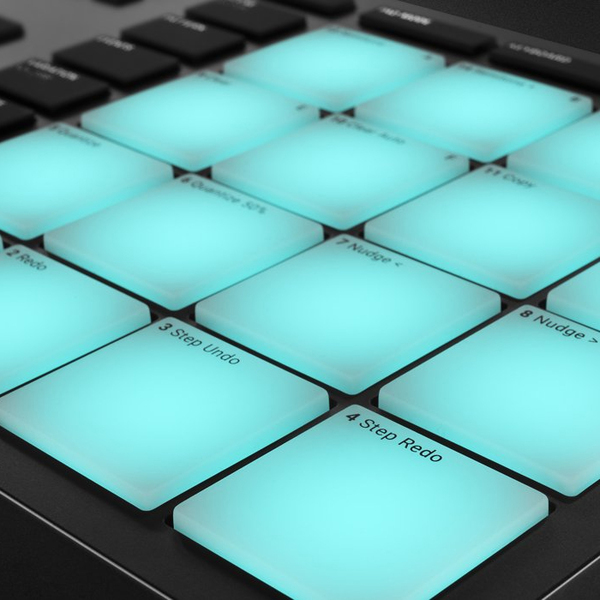 MIDI-контроллер Native Instruments Maschine Mikro Mk3 - рис.6