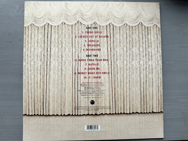 Виниловая пластинка Bruno Mars – Unorthodox Jukebox - Neon Coral LP - рис.1