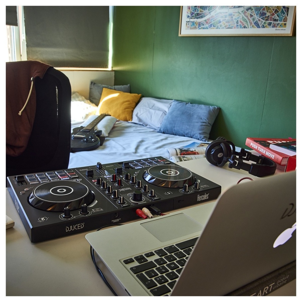 Hercules DJ Control Inpulse 300