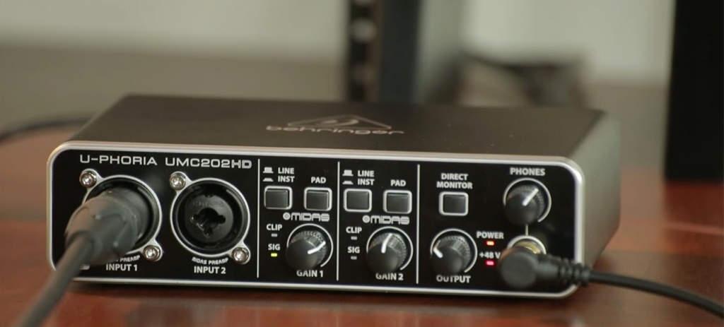 Behringer u phoria umc202hd