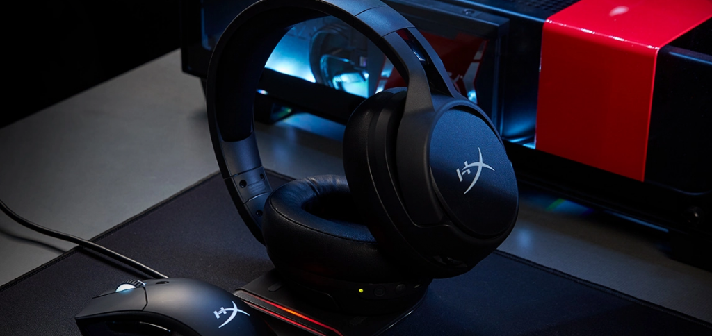 Лучшие беспроводные игровые. HYPERX cloud Flight s Wireless. HYPERX cloud Flight s2. HYPERX cloud Flight s. Беспроводная игровая гарнитура HYPERX cloud Flight для ps5 / ps4 (hhsf1-ga-BK/G).