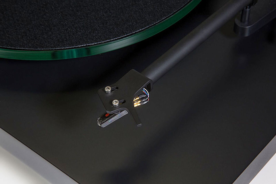 NAD_C558_7.jpg