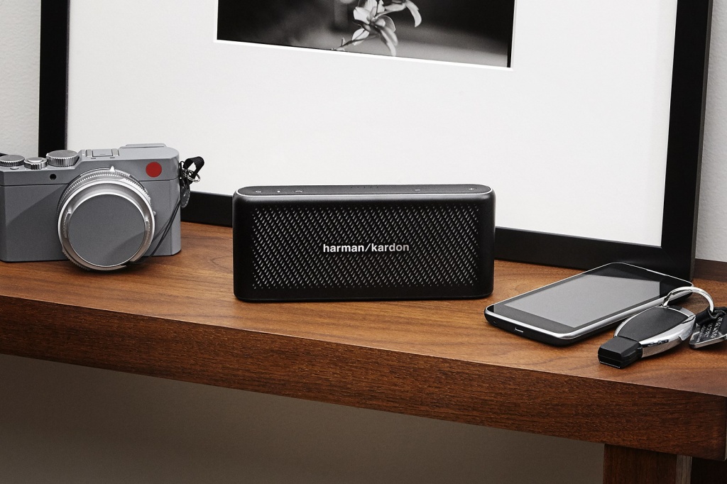 electromodo-harman-kardon-traveler-1.jpg