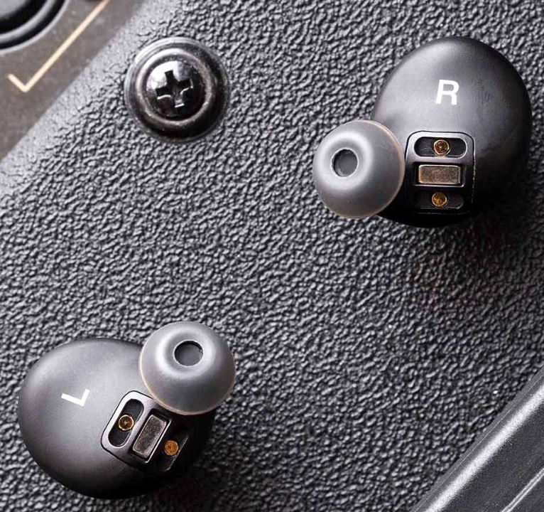 Creative Outlier Air