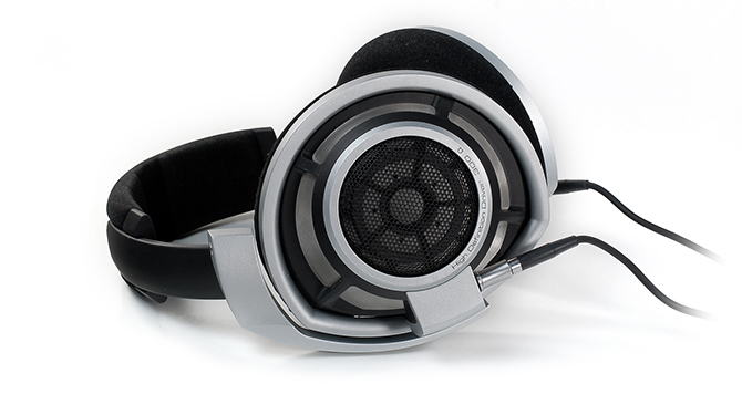 Sennheiser-HD-800-Silver.jpg Sennheiser-HD-800-Silver.jpg