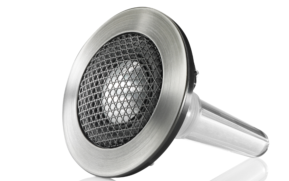 Bowers & Wilkins 606