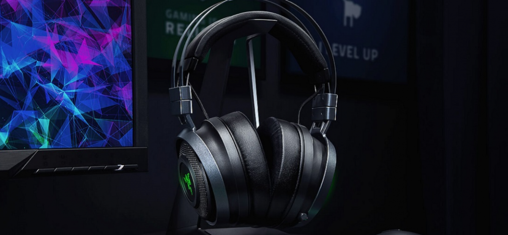 Лучшие игровые наушники 2023 года. Razer Nari Ultimate. Лучшие игровые наушники 2021. Наушники Разер игровые с подсветкой и микрофоном. Лучшие беспроводные игровые наушники 2021.