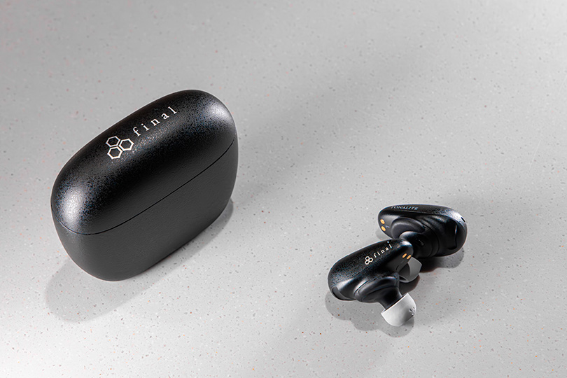 TWS-наушники Final Audio Tonalite Black (3).jpg