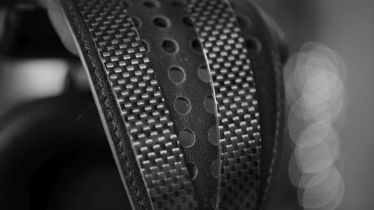 audeze_mx4_1_3.jpg