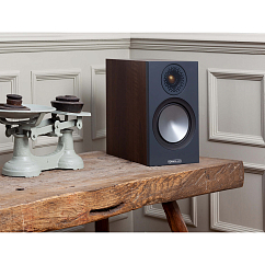 Полочная акустика Monitor Audio Bronze 50 (6G) Walnut