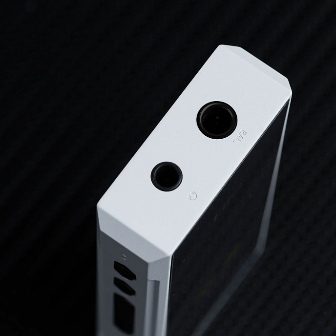 Усилитель-ЦАП для наушников FiiO BTR7 White - рис.5