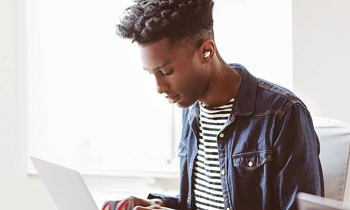 Беспроводные наушники Samsung Galaxy Buds Live Onyx Black - рис.11