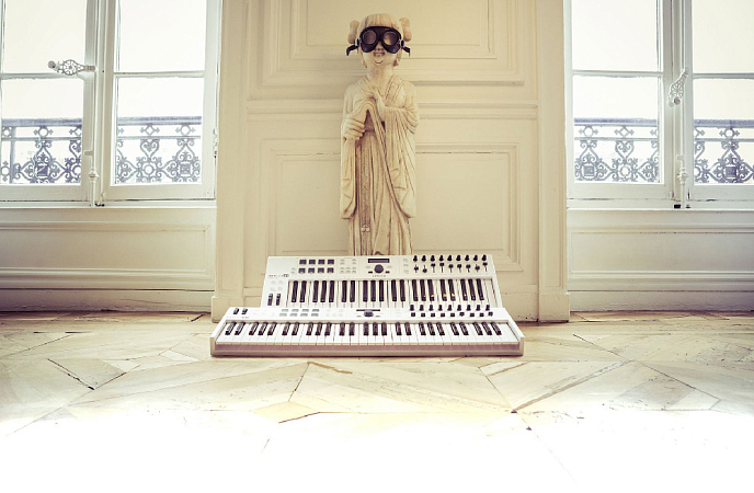 MIDI-клавиатура Arturia KeyLab Essential 61 White - рис.4