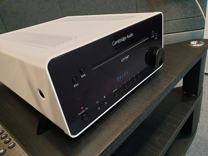 Ресивер Cambridge Audio One black - рис.5