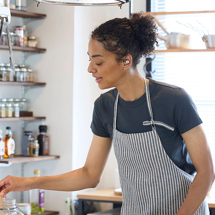 Беспроводные наушники Technics EAH-AZ40M2 Rose Gold - рис.8