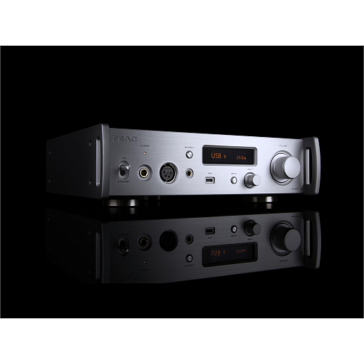 Усилитель для наушников с ЦАП TEAC UD-507 Silver