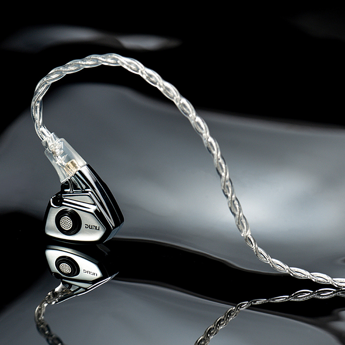 Наушники внутриканальные DUNU Titan S Silver - рис.3