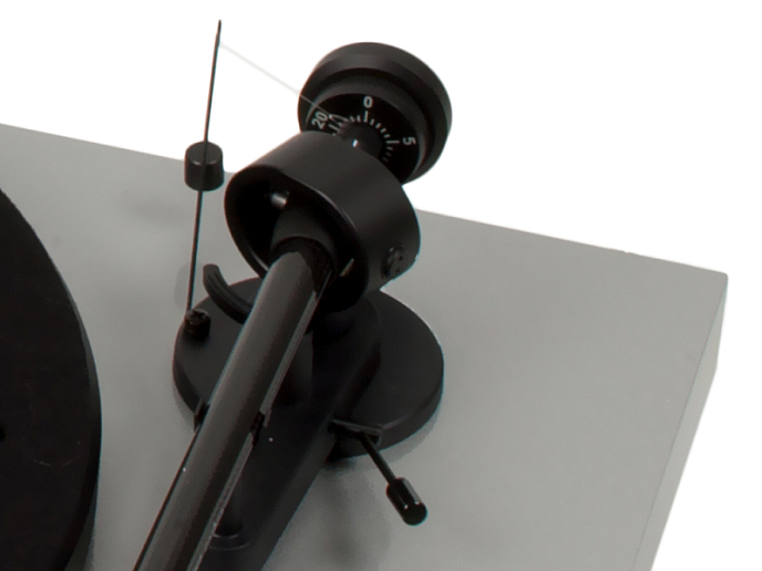 Проигрыватель винила Pro-Ject Debut Carbon Phono USB OM-10 Light Grey - рис.6