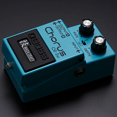 Процессор эффектов Boss CE-2W Blue