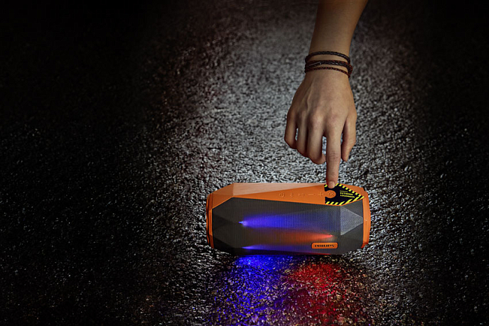 Портативная колонка Philips SB500 Blue - рис.7