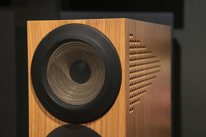Напольная акустика Amphion Krypton3 Walnut - рис.6