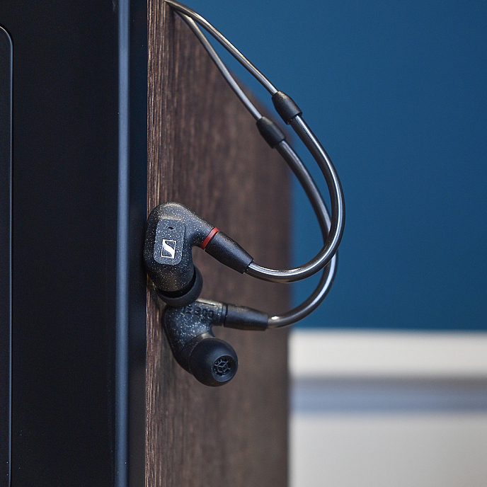 Наушники внутриканальные Sennheiser IE 300 Black - рис.14