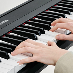 Синтезатор Yamaha NP-15B Black